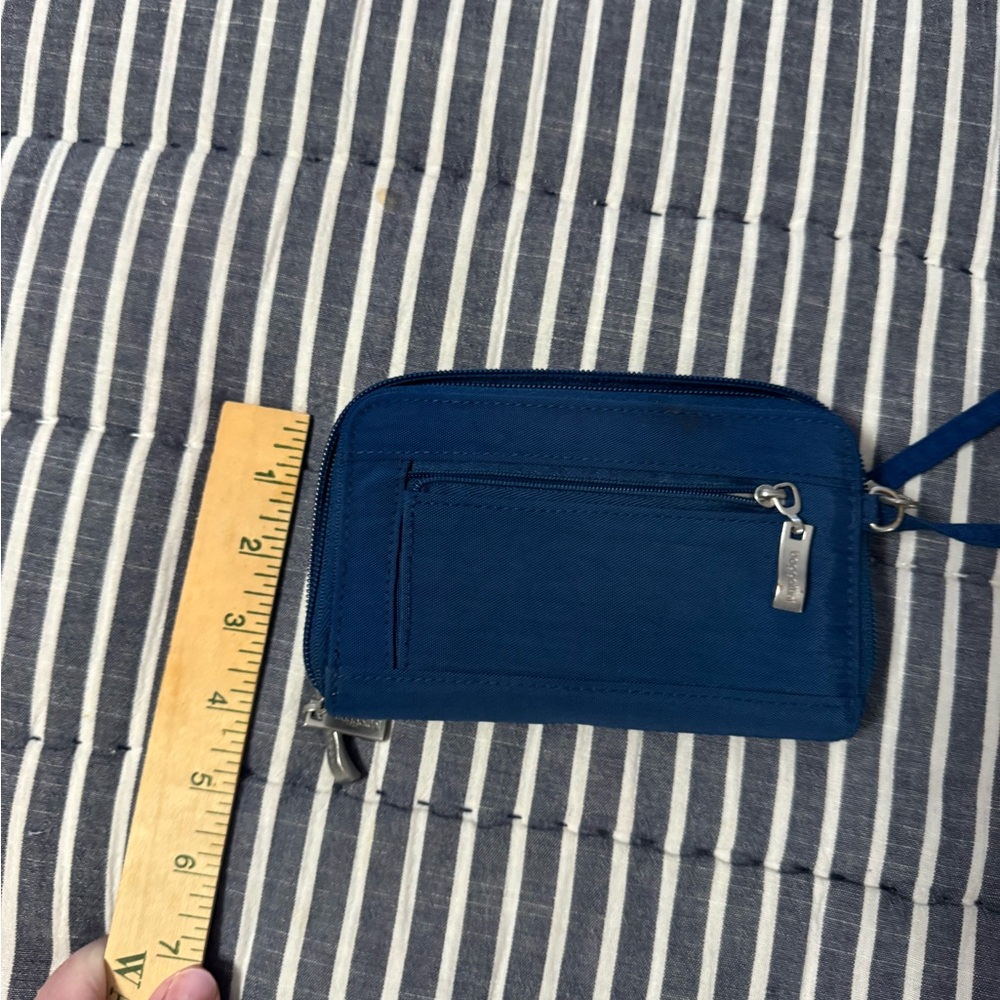 Baggallini Blue Wallet